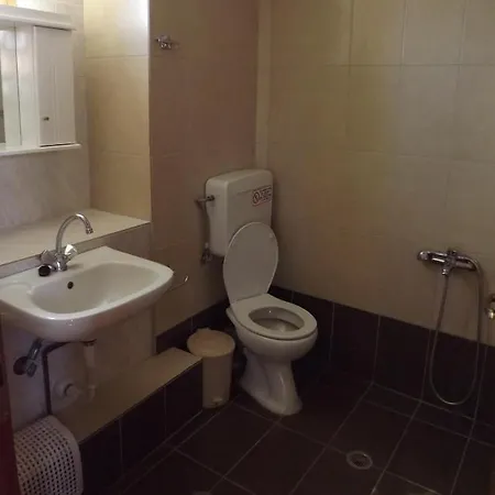 Morfeas Nest Aparthotel 3*