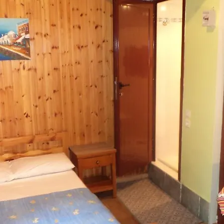 Morfeas Nest Aparthotel 3*